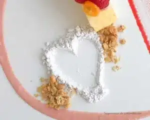 un corazón hecho con fibra vegetal jelucel