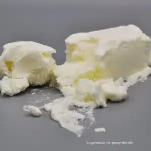 Helado a base de leche tipo crema utilizando como ingrediente el neutro cream complemento