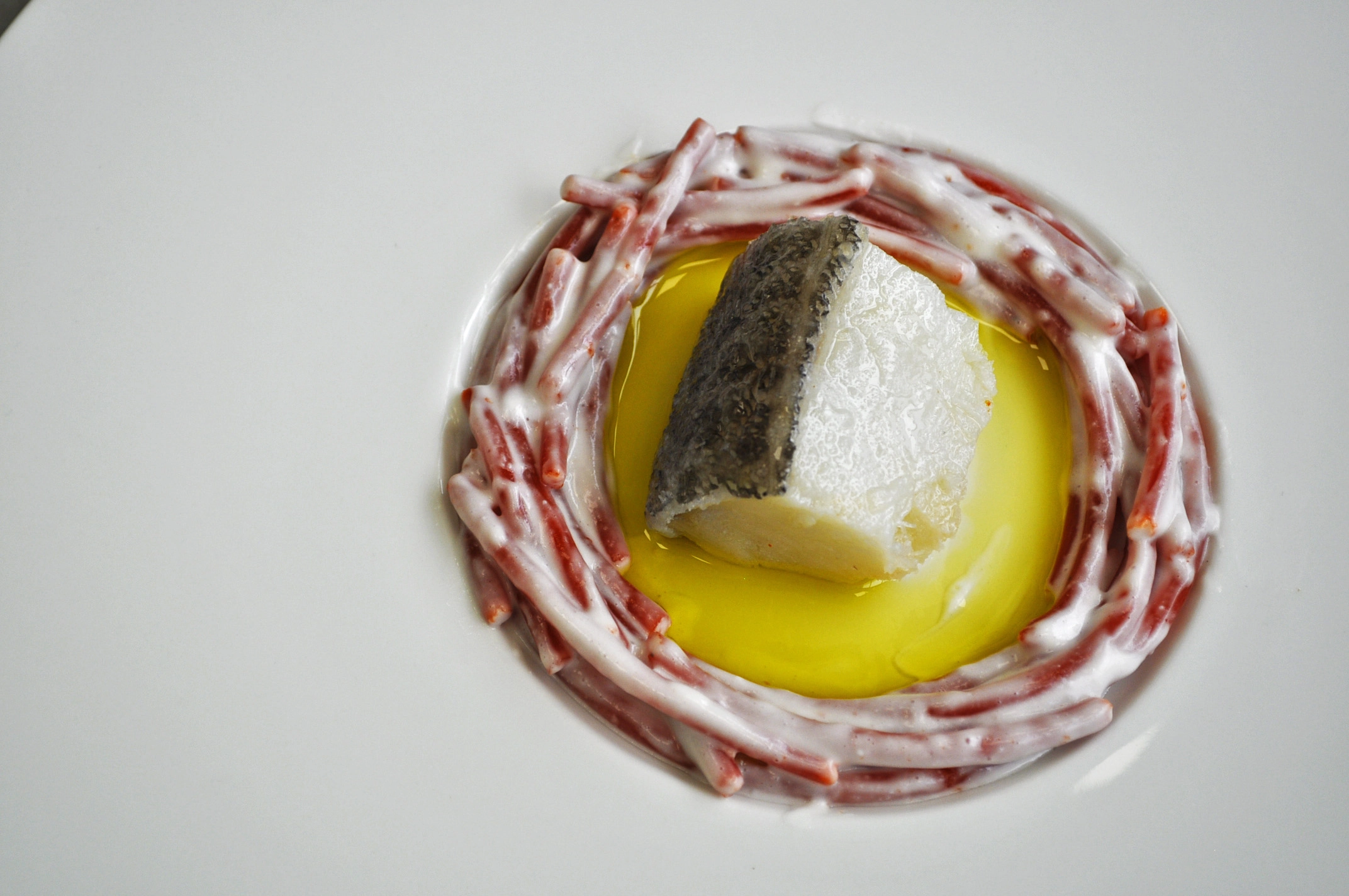 Bacalao con espaguetis de gellan al pil pil
