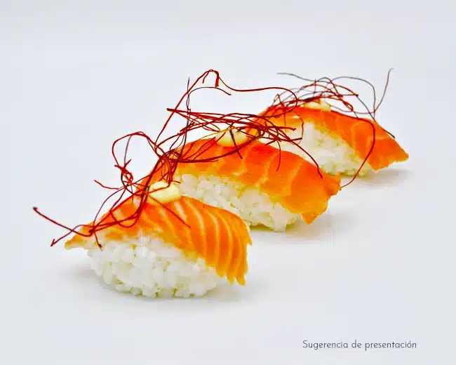 Ito togarashi Chilifäden sushi