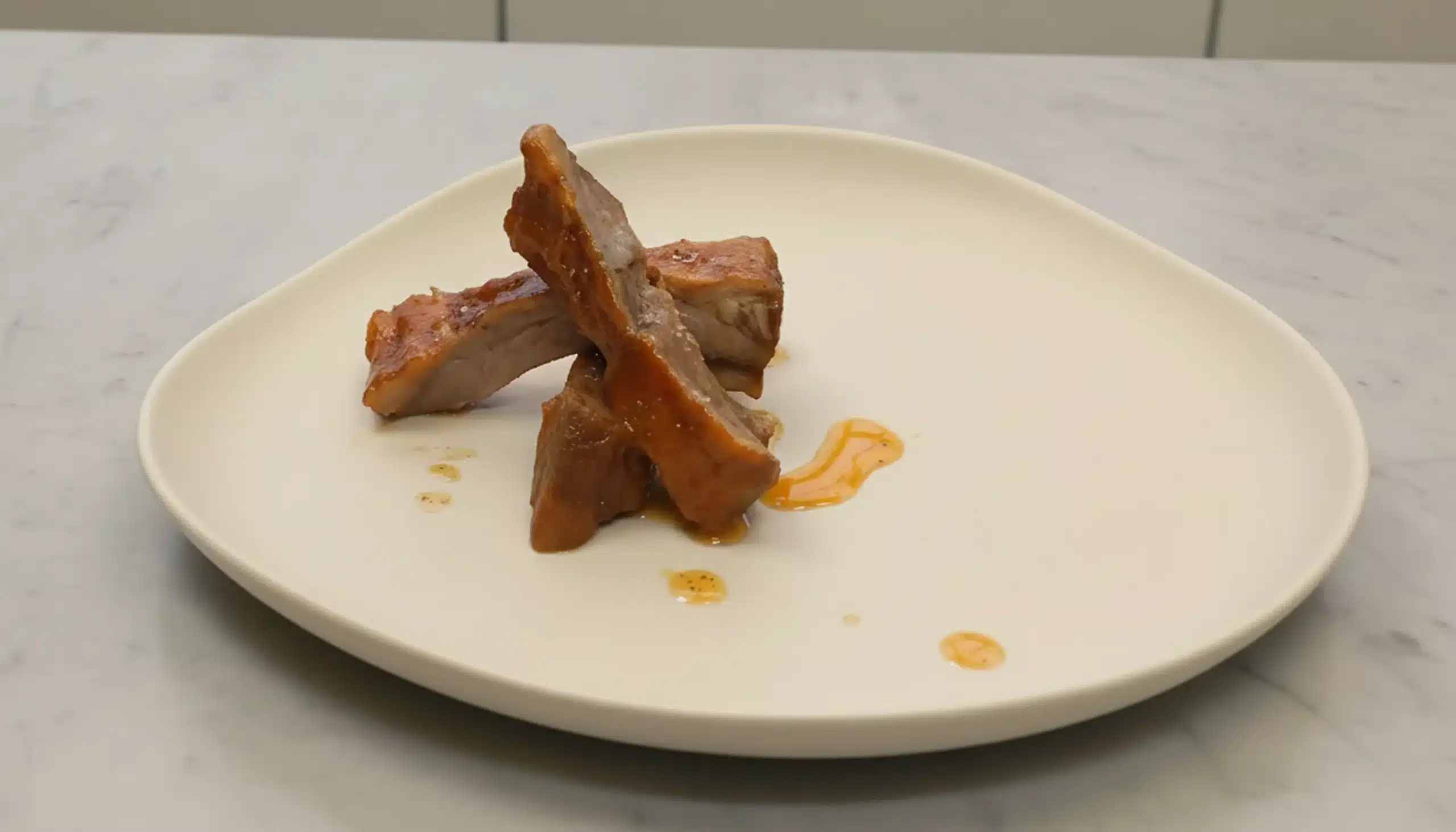 plato de costilla curada en orza